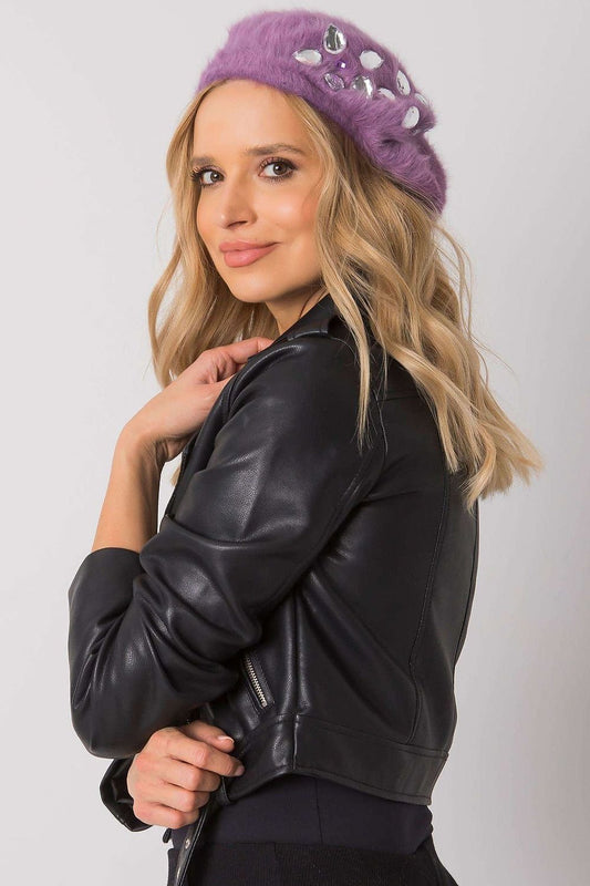 Beret AT: Luxurious Crystal-Embellished Fashion Statement