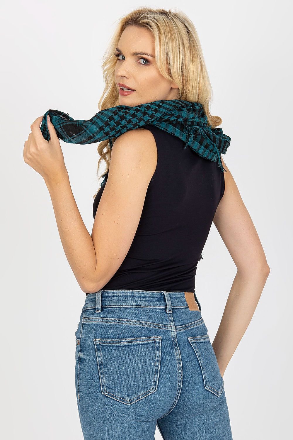 Checkered Scarf AT