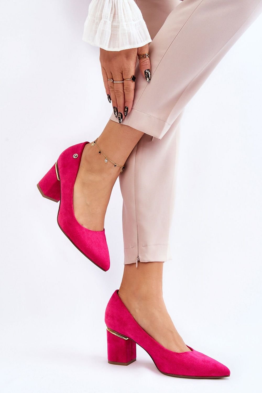 Block heel pumps Step in style