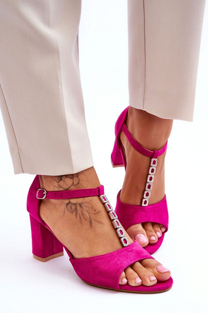 Heel sandals Step in style