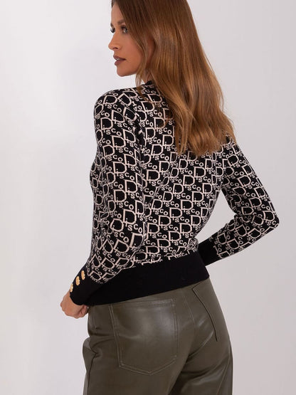 Jumper AT: Casual Elegance with Decorative Buttons