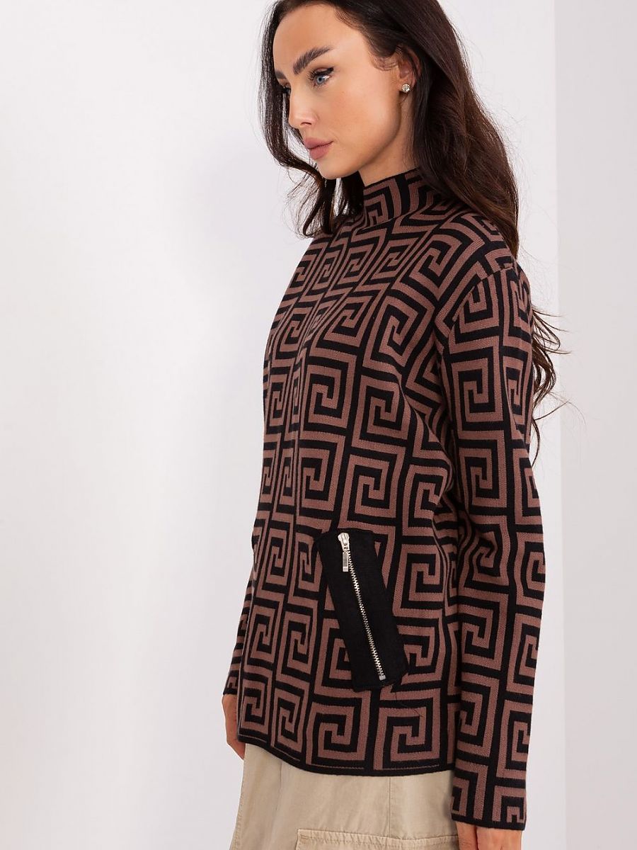 Jumper AT: Women's Geometric Patterned Turtleneck Jumper