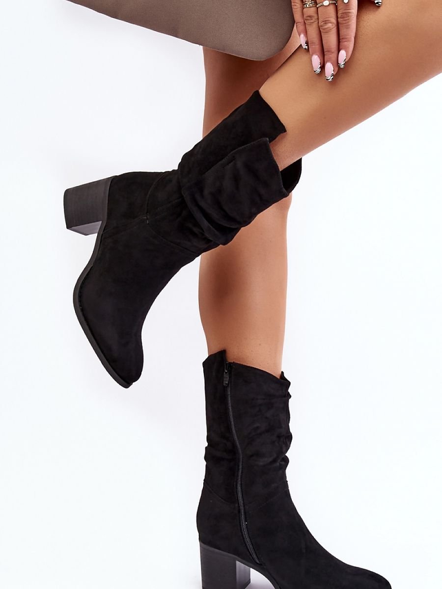 Heel boots Step in style