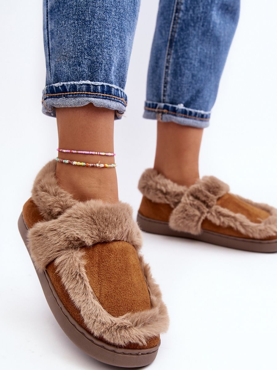 Slippers Step in style