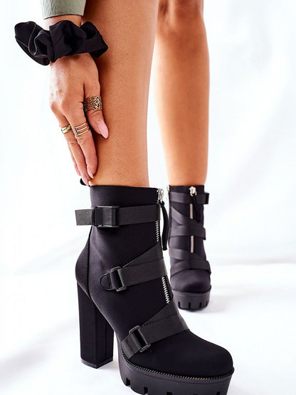 Heel boots Step in style