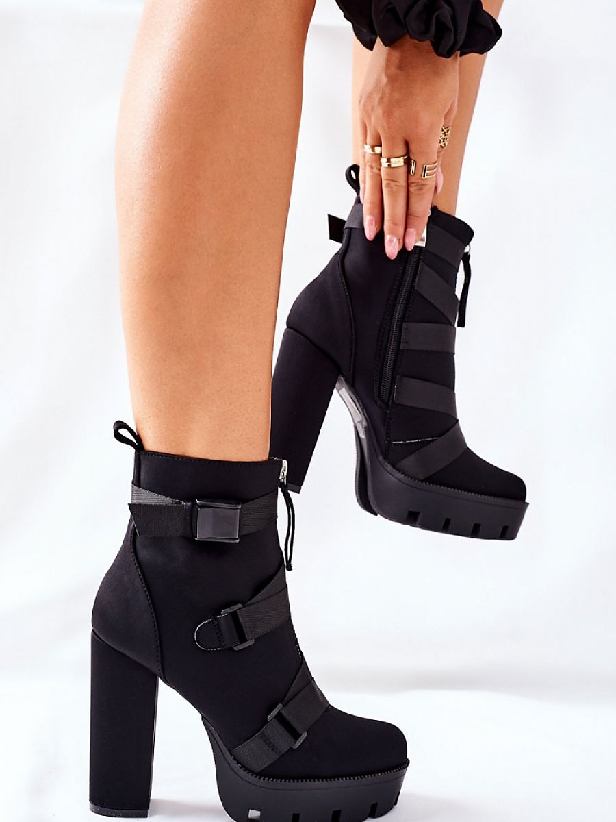 Heel boots Step in style