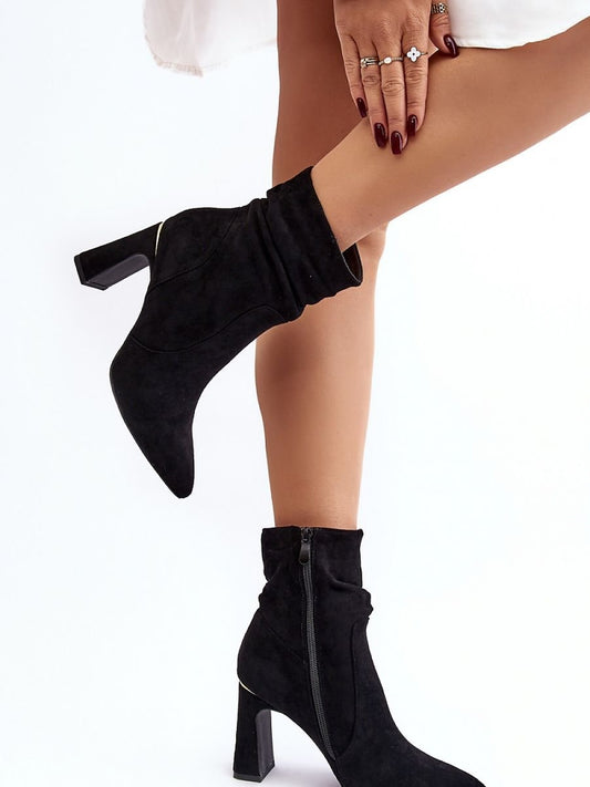 Heel boots Step in style