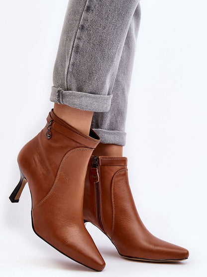 Heel boots Step in style