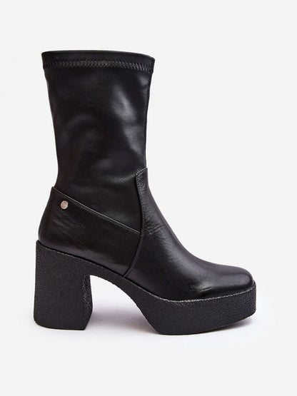 Heel boots Step in style