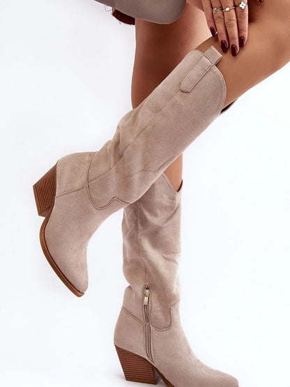 Heel boots Step in style