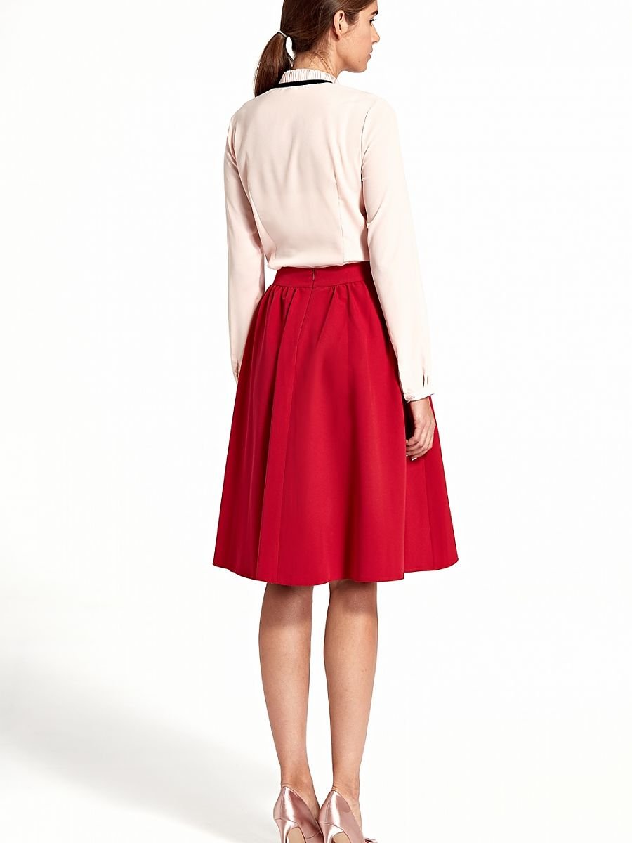 Flared Knee-Length Skirt with Universal Cut