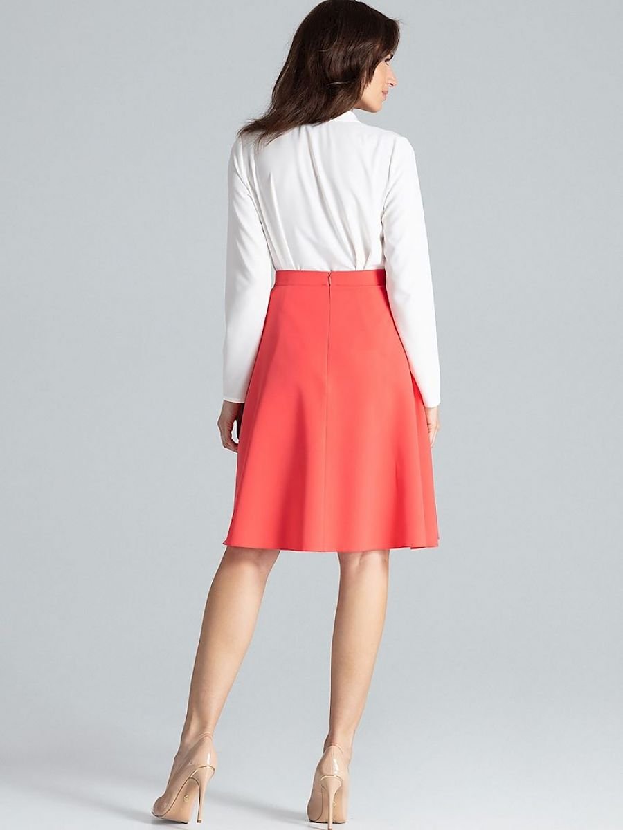 Lenitif Knee-Length Skirt with Belt and Pockets