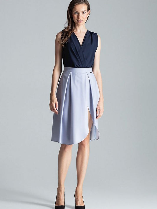 Elegant Grey Midi Skirt with Contrasting Pleats and Asymmetrical Slit