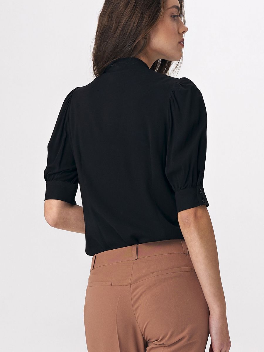 Nife Elegant Neckline-Binding Blouse