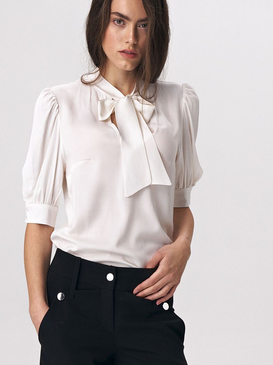 Nife Elegant Neckline Binding Blouse