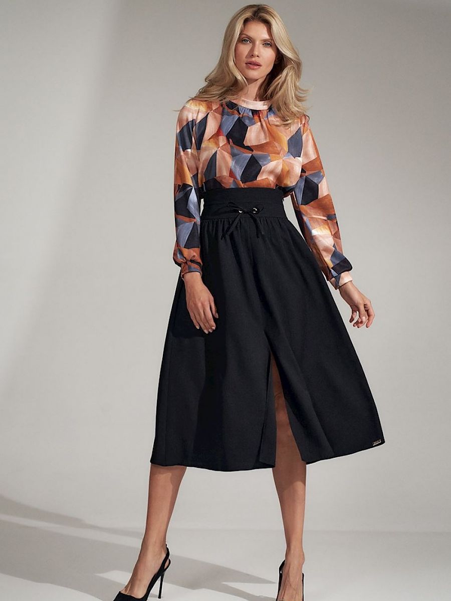 Geometric Pattern Stand-Up Collar Blouse