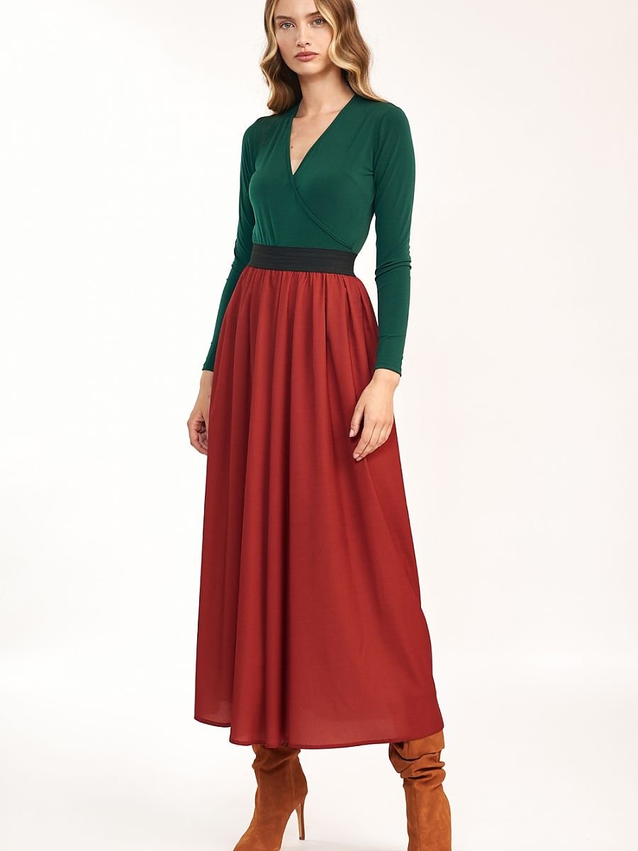 Elastic Waist Pleated Maxi Skirt