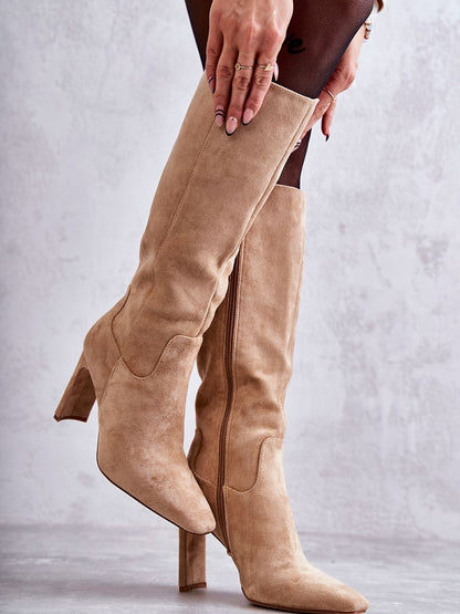 Heel boots Step in style