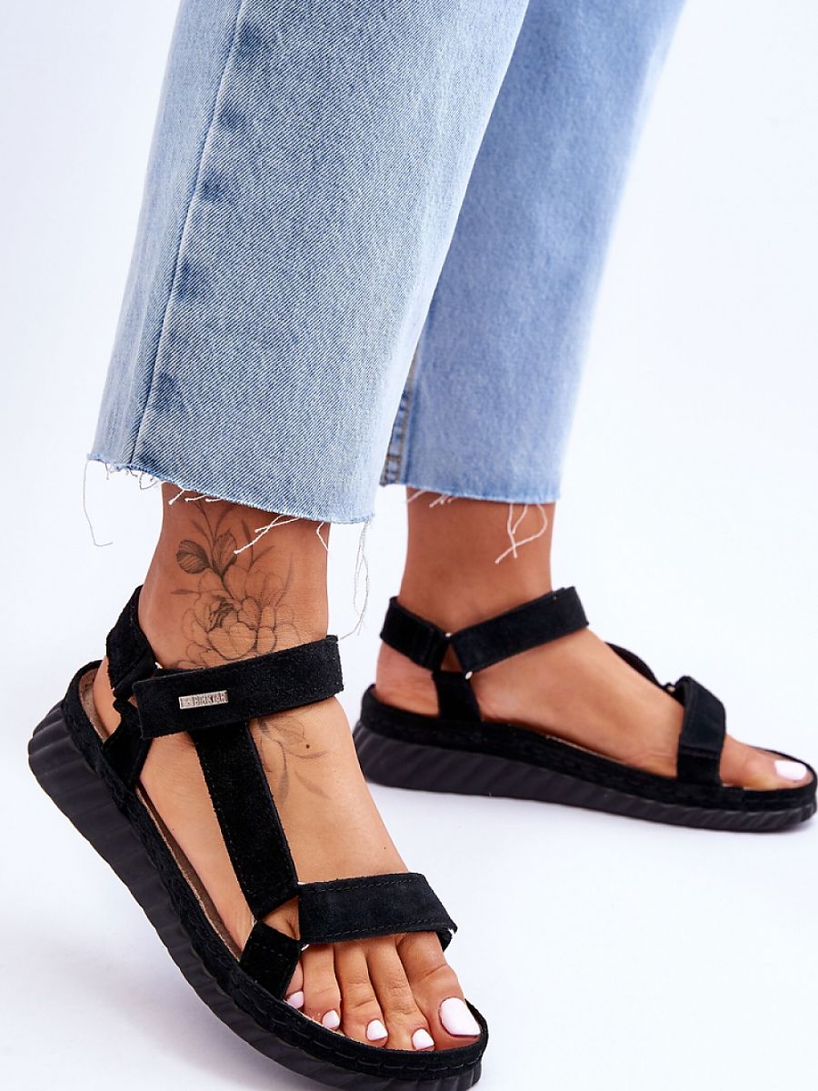 Sandals Step in style