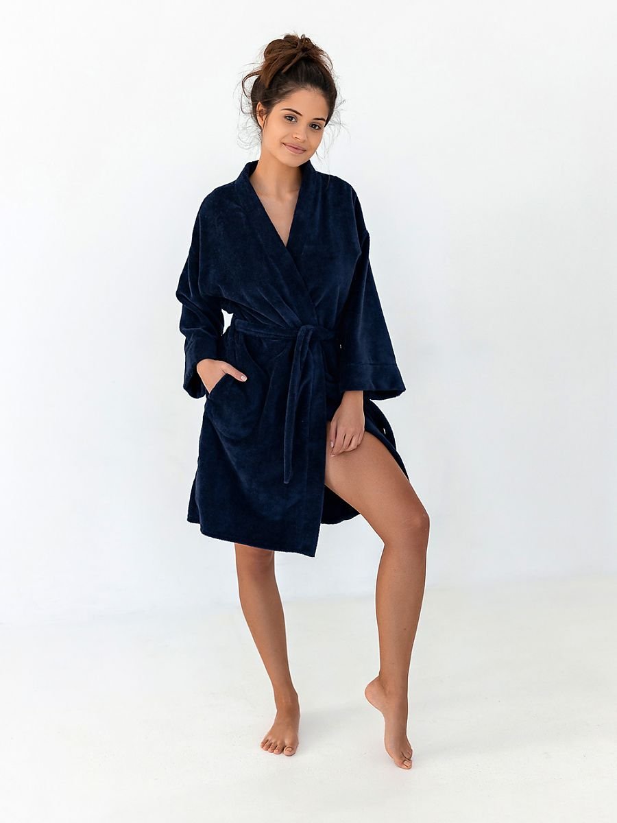 Luxury Cotton and Bamboo Hooded Women's Bathrobe with Functional Pockets