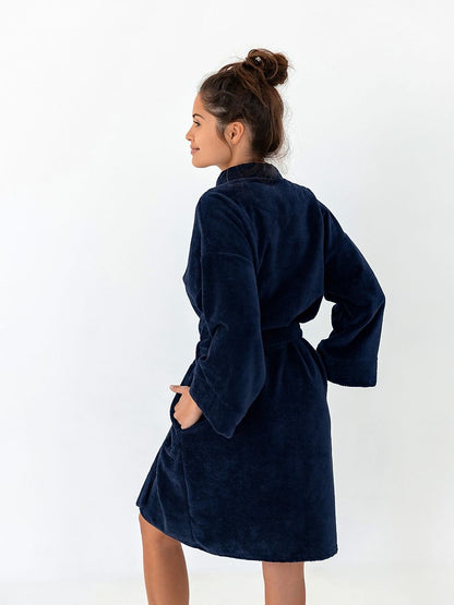 Luxury Cotton and Bamboo Hooded Women's Bathrobe with Functional Pockets