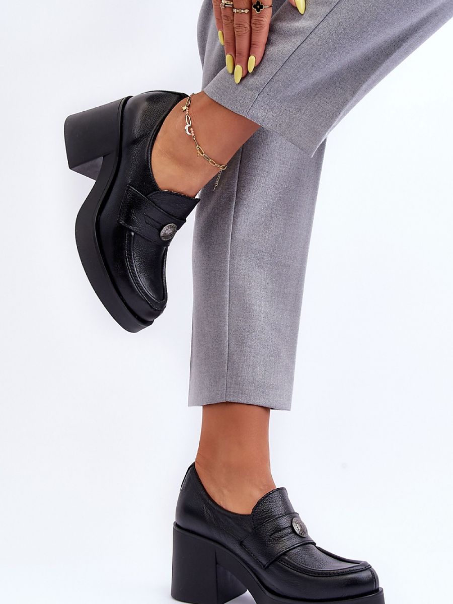 Heeled low shoes Step in style