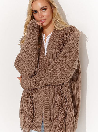 Macadamia Cardigan: An Elegant Jumper with a Touch of Style