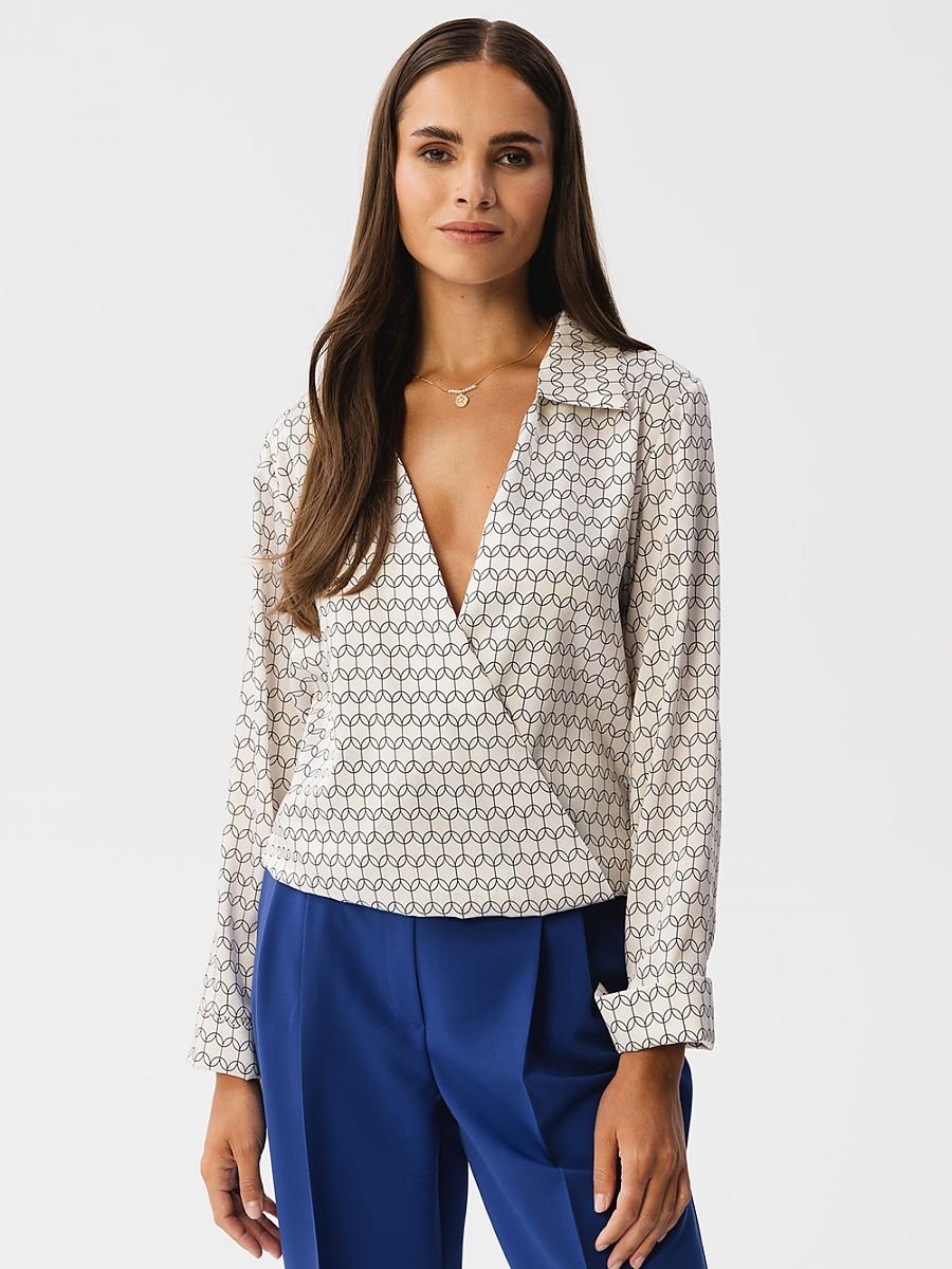 Elegant Printed Satin Blouse with Collar and Button Cuffs