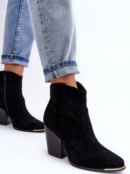 Heel boots Step in style