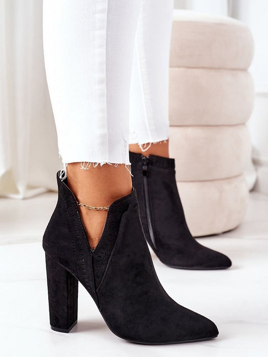 Heel boots Step in style