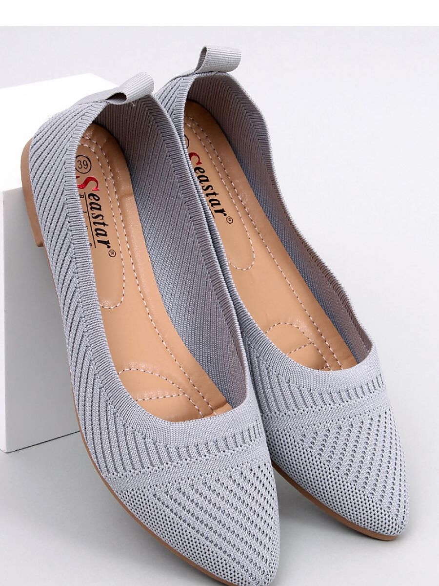 Elegant Woven Ballerina Flats with Almond-Shaped Toe