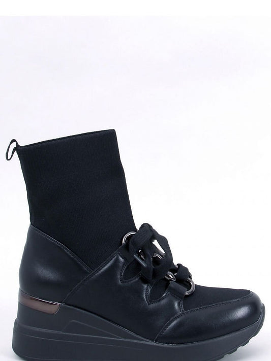 Buskin Boots Inello - Stylish Women's Footwear with Elastic Upper