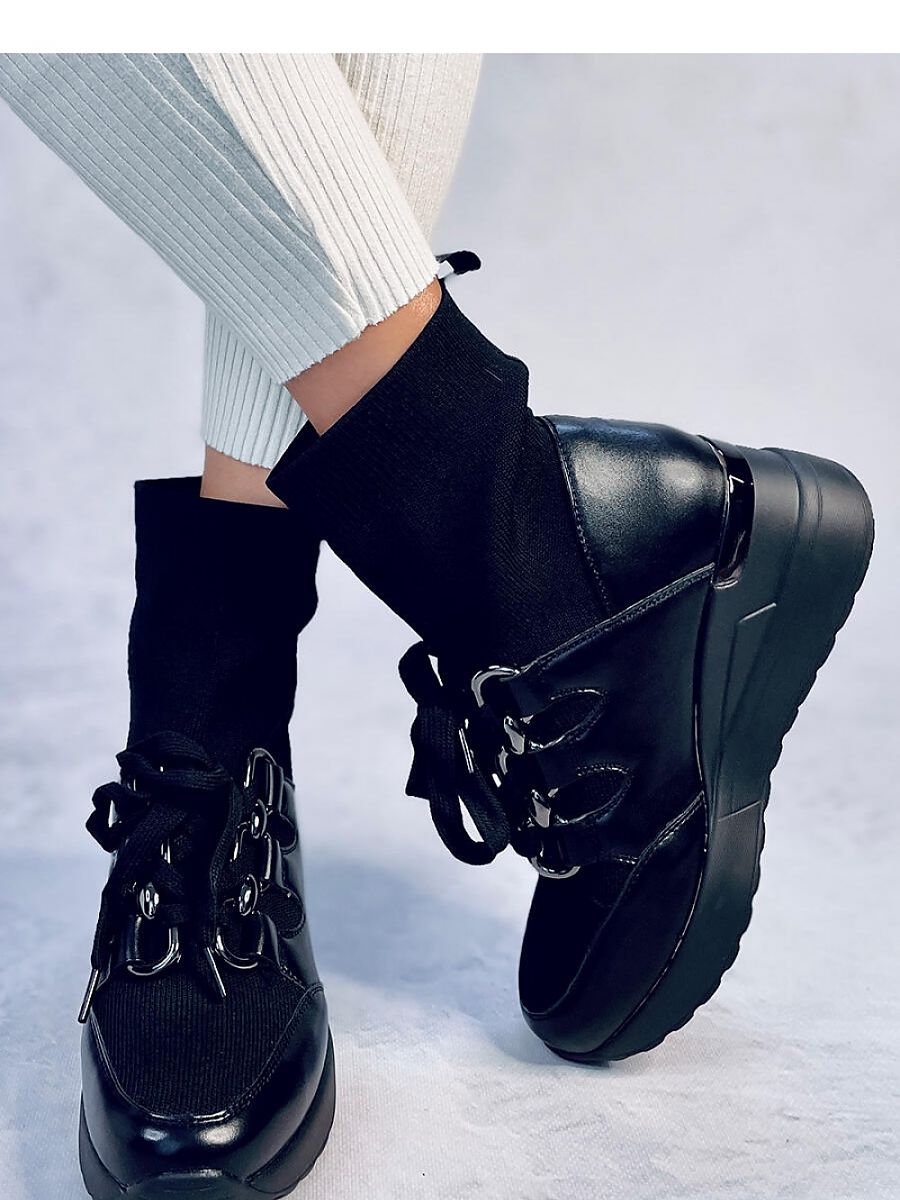 Buskin Boots Inello - Stylish Women's Footwear with Elastic Upper