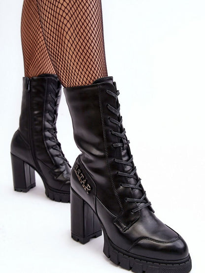 Heel boots Step in style