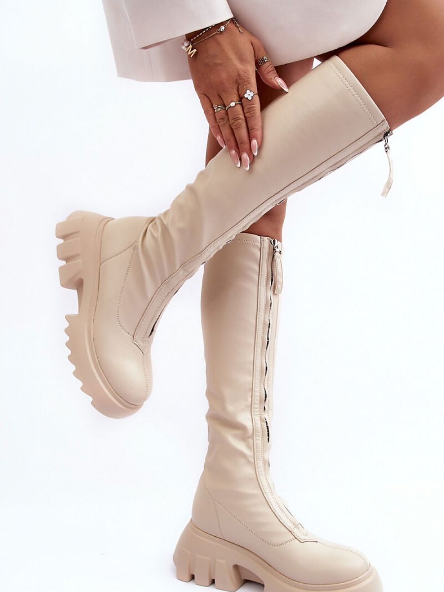 Thigh-Hight Boots Step in style