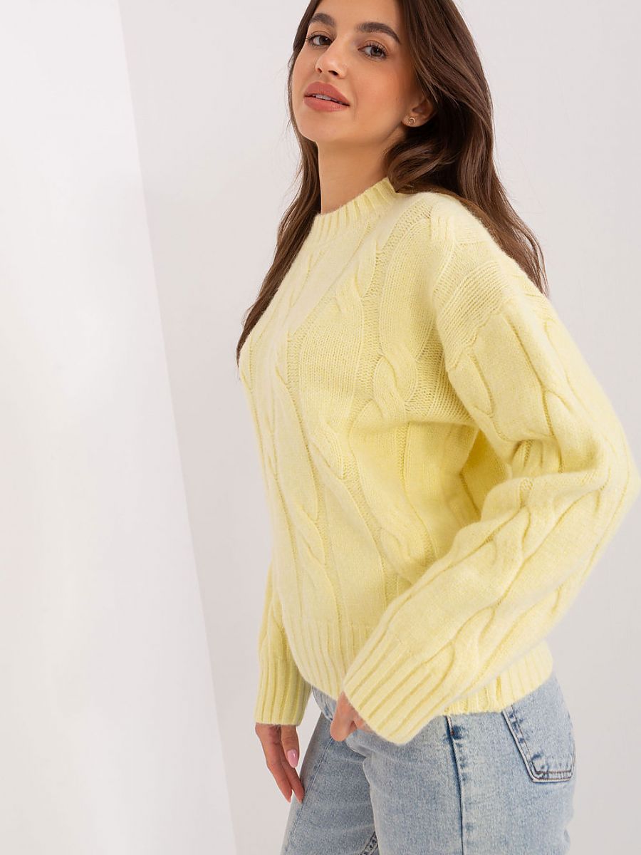 Jumper AT: Elegant and Comfortable Women's Jumper