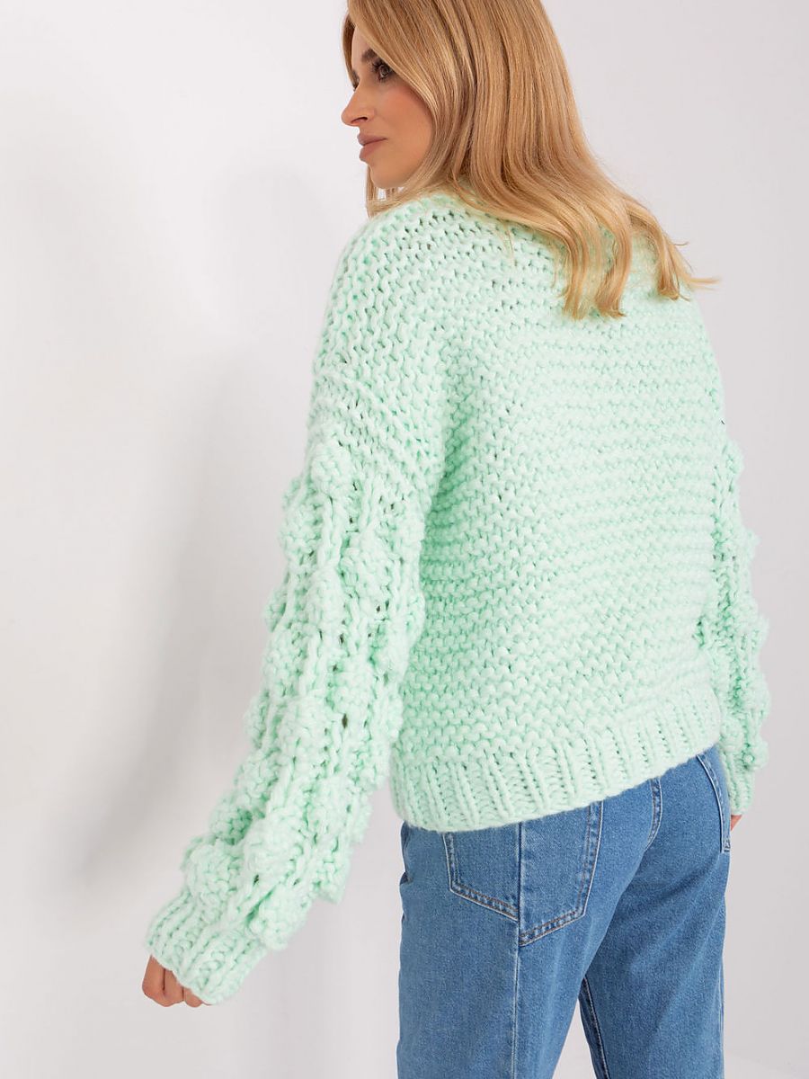 Jumper AT: Women's Puffed Sleeve Knit