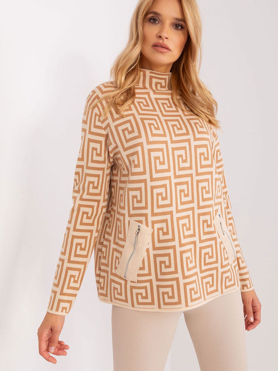 Jumper AT: Versatile Women's Geometric Patterned Jumper